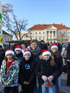 Uczniowie kl.4a z Panią Agatą Wojdą