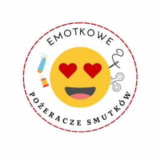 Logo projektu Emotkowe Pożeracze Smutków przedstawia uśmiechniętą emotkę z sercami zamiast oczu i napis Emotkowe Pożeracze Smutków