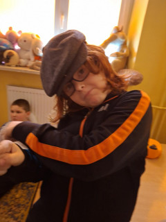 zajęcia w świetlicy -“Poznaj młody człowieku sekrety ostatniego wieku"