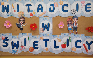 Napis - Witajcie w świetlicy