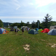 Rozbite namioty na campingu