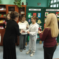 Wręczenie nagród uczestnikom konkursu.