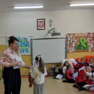 Wręczenie nagród uczestnikom konkursu.