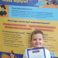 Uczeń klasy 1 z dyplomem