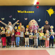 Gry i zabawy z Trójką Wielkanocną