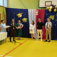 Sala gimnastyczna w szkole, dyrekcja dziękuje radzie rodziców