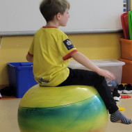 Zabawy uczniów w świetlicy szkolnej