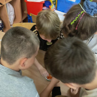 Zajęcia "Z przyrodą za pan brat" w świetlicy szkolnej.