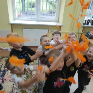 Zajęcia "Z przyrodą za pan brat" w świetlicy szkolnej.