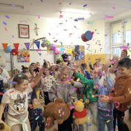  7 urodziny naszego szkolnego przyjaciela – Misia Piątk