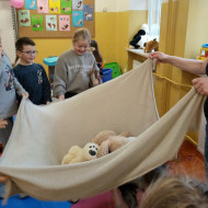  7 urodziny naszego szkolnego przyjaciela – Misia Piątka