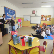 Wręczanie dyplomów i nagród w konkursie fotograficznym