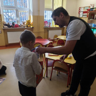 Wręczanie dyplomów i nagród w konkursie fotograficznym