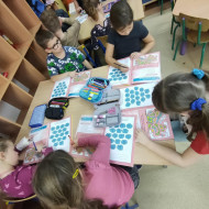 Wykonywanie zadań w zeszytach ćwiczeń