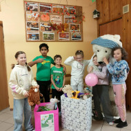 Zbiórka zabawek dla dzieci z oddziałów onkologicznych