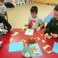 Świetliczaki w zmaganiach z Grinchem