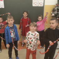 Świetliczaki w zmaganiach z Grinchem