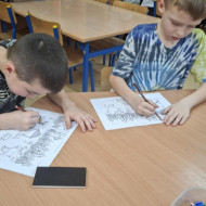 Zajęcia świetlicowe pt. "Po co dokarmiamy zwierzęta zimą?"