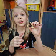 zajęcia w świetlicy -“Poznaj młody człowieku sekrety ostatniego wieku"