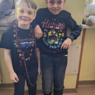 Zajęcia - "Poznaj człowieku sekrety ostatniego wieku"