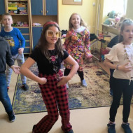 Zajęcia - "Poznaj człowieku sekrety ostatniego wieku"