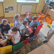 Zajęcia - "Poznaj człowieku sekrety ostatniego wieku"