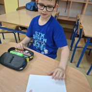 Mali przyrodnicy - obserwacje kwiatów