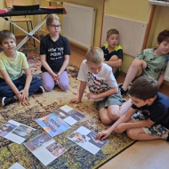 "Poznaj młody człowieku sekrety ostatniego wieku"- lata 90-te