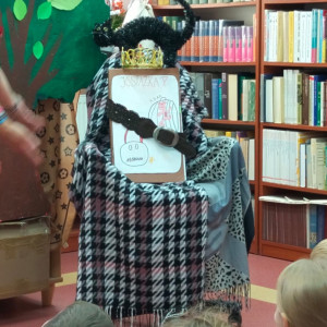 Książka Królowa i Czarny Kot