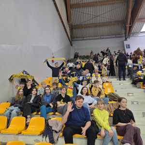 Kibice naszej szkoły na meczu Industria Kielce - Ostrovia Ostrów Wielkopolski