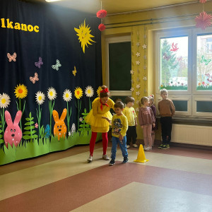 Gry i zabawy z Trójką Wielkanocną