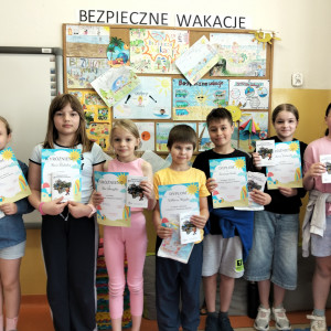 Konkurs plastyczny-" Bezpieczne wakacje"